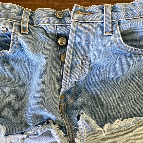 Brandy Melville jean shorts - Picture 1 of 5